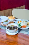 Triizz Hotel Semarang - Desayuno