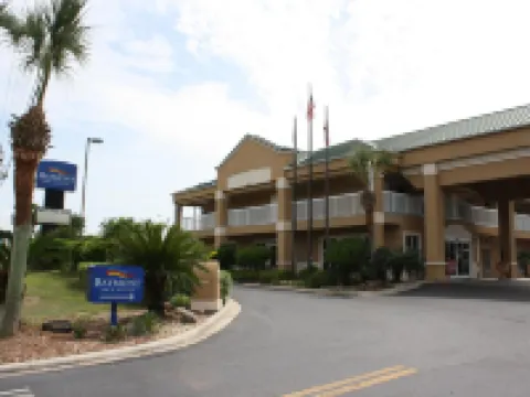 Baymont by Wyndham Crestview Hotels in Crestview