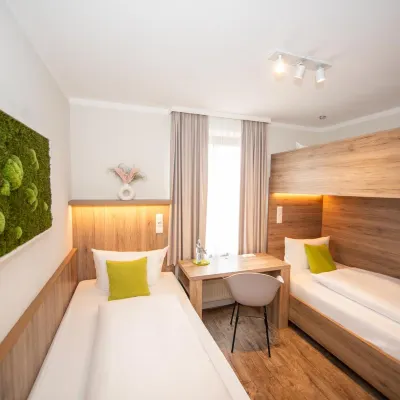 Hotel Perlach Allee by Blattl Отели рядом с достопримечательностью «Станция метро Quiddestr.»