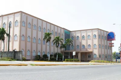 Hotel Baez Paraiso Các khách sạn ở 