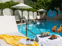 Hotel Serenella Hotels near البلدة القديمة