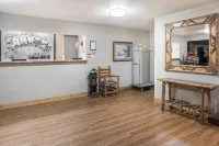 Super 8 by Wyndham Kalispell Glacier National Park Hotels in Somers