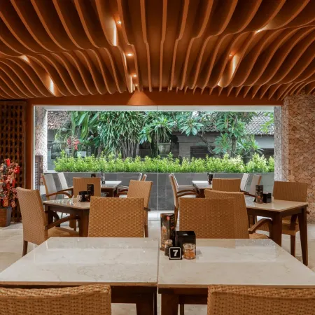 Kuta Angel Hotel Отели рядом с достопримечательностью «Памятник Граунд Зеро»