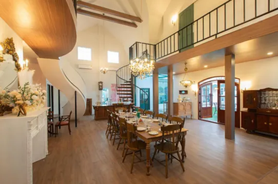 รูปภาพของบ้านแห่งดอกไม้