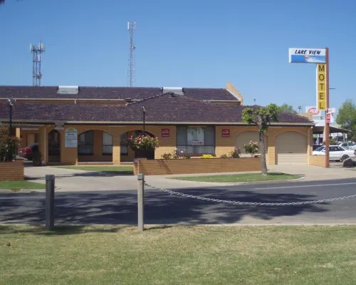 Lakeview Motel Hotels in Yarrawonga