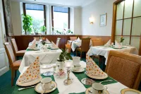 Hotel Spöttel - breakfast