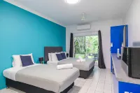Coral Beach Lodge Hotels in Port Douglas