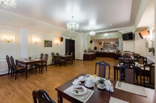 Yarhotel Centre (Яротель Центр)