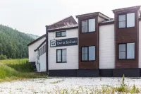 Grand Bajkal Hotel فنادق في 