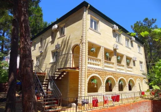 Asiyat Guest House