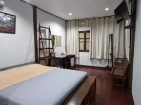 OB Arun House Hotels near Wat Pho Temple