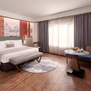 Nidhivan Sarovar Portico Vrindavan