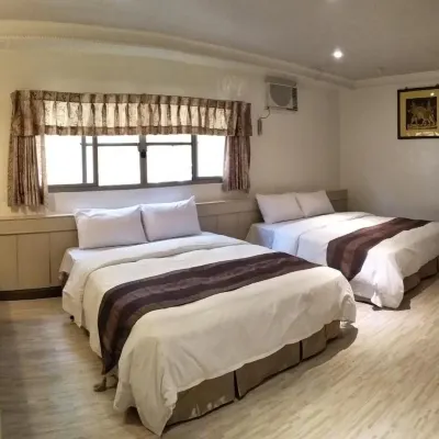 Minren Hotel Các khách sạn gần Chùa Longfeng