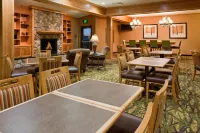 TownePlace Suites by Marriott Minot - breakfast