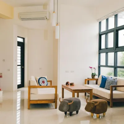 Destination Inn Hotels near Qingwan Cactus Park