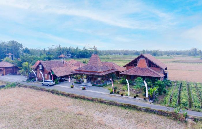Bhumi Kasuryan Borobudur