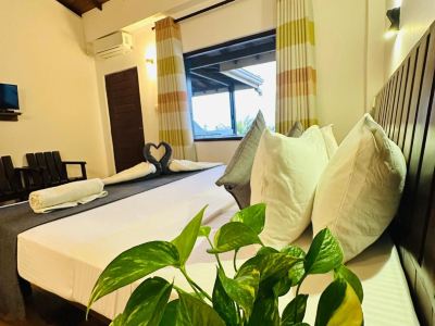 Cozy Sea View Inn