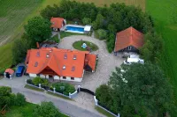 Dworek Mazurski Lizer - Pools