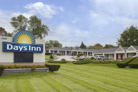Days Inn by Wyndham Middletown Отели рядом с достопримечательностью «LEGOLAND New York Resort»