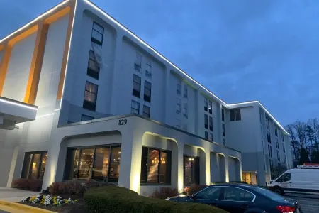 Wingate by Wyndham Baltimore BWI Airport