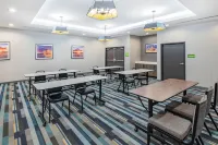 La Quinta Inn & Suites by Wyndham Texas City I-45 Hotels in Dickinson