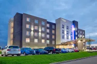 Fairfield Inn & Suites Cincinnati North/West Chester Hotel dekat Las Copas Mexican Restaurant
