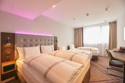 Premier Inn Karlsruhe City am Wasserturm Hotel dekat Yasmin