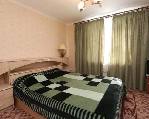 Salyut on Shkolnaya Street, 4 Hotels in Orsk