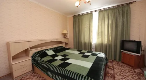 Salyut on Shkolnaya Street, 4 Hotels in Orsk