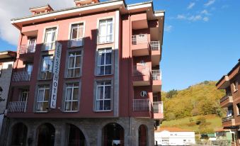 Los Acebos Cangas