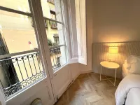 MO HOUSE GOTIC