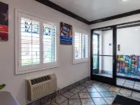 Motel 6 Riverside, CA - UCR East Ξενοδοχεία στην πόλη Riverside