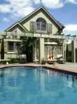 Lodge Bordeaux - Pools