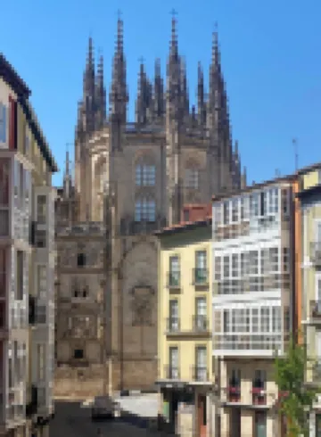 Apartamentos la Flora Burgos Todos Con Aire Acondicionado y Ascensor