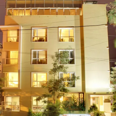 Justa Indiranagar Отели рядом с достопримечательностью «Бизнес-комплекс RMZ Infinity»