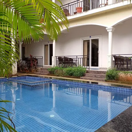 Morjim Sunset Hotel