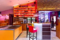 FH Confort Hotel Orléans Co'Met Hotels in Orleans