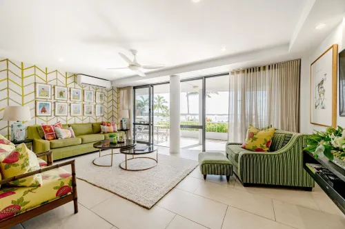 Noosa Pacific Resort - Beach