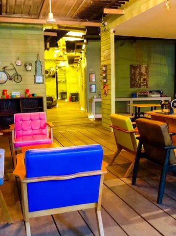 รูปภาพของรูมเควสต์ ตลาดน้ำอัมพวา