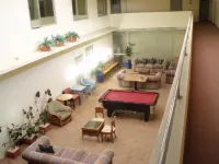 อะชัวร์ เฟิร์นฮิลล์ มอเตอร์ ลอดจ์ โรงแรมในโลเวอร์ฮัตต์