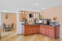 Super 8 by Wyndham Winnemucca NV Hotels in Winnemucca