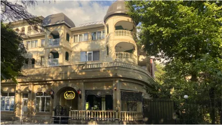 Золотой Лотос Отели в г. Хостинский