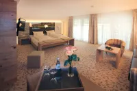 Landgasthof Hotel Sonne Röttingen - 駐車場