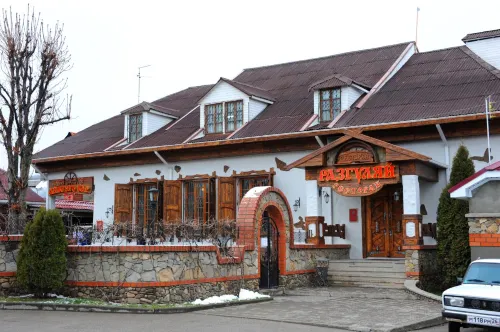 Stary Dvor Hotel