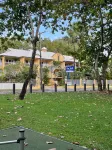 The York Beachfront Holiday Apartments Hotels in Yorkeys Knob