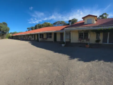 MOTEL ROYAL TARA Hotels in Yass