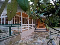 The Alpine Jungle Stay