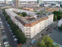 Kiez Hostel Berlin Các khách sạn gần Hộp đêm Berghain