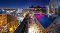 Be Hollywood! - Rooftop Pools