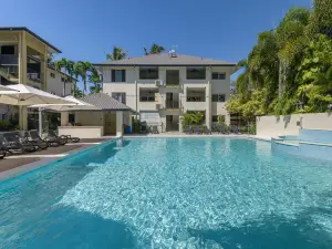 เซ็นทรัล พลาซา พอร์ตดักลาส อพาร์ตเมนท์